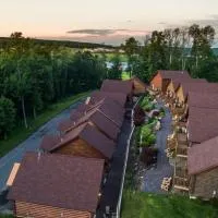 The Lodges at Sunset Village, Hotel in McHenry