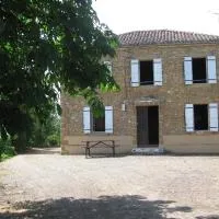 Maison de campagne Les Chênes., hotel Panjas városában