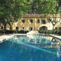 Domaine De Manville: Les Baux-de-Provence şehrinde bir otel