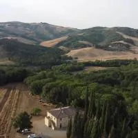 Agriturismo IL Paradiso di Berignone, מלון בCaprareccia
