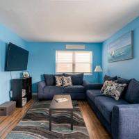 Beautiful Blue Ocean Condo, hotel in Surfside Beach, Myrtle Beach