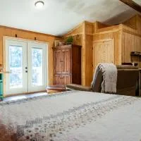 Kick Back Ranch, hotell i Ramer