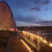 NEW 2022! Fixed stay characterful narrowboat at the Kelpies, Marigold Sunset