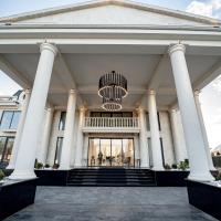 Hotel Caprice, hotel near Bacau International Airport - BCM, Bacău