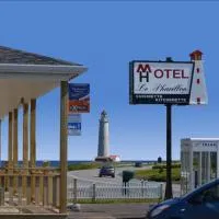 Hôtel-Motel Le Pharillon, hotel v destinaci Cap-des-Rosiers