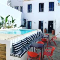 Casa Rosa Villa with Pool in Olhao Centre