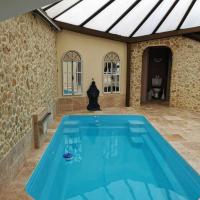 Villa de 2 chambres avec piscine privee terrasse amenagee et wifi a Folleville