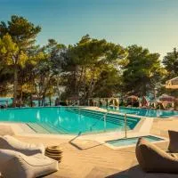 PLACES Hvar Hotel by Valamar, hotel en Stari Grad