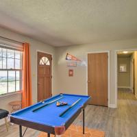 Pet-Friendly Easley Family House with Game Room, hotel near Pickens County Airport - LQK, Easley