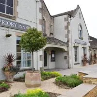 Priory Inn โรงแรมในเทตบรี