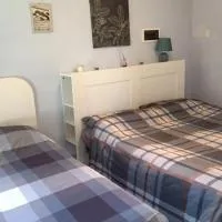 Appartamento Il Sorriso Lugo piano terra a 5min in auto da Maria Cecilia Hospital, hotel sa Lugo