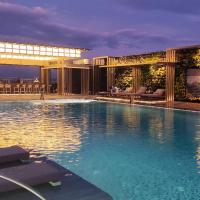 Hotel Okura Manila - Staycation Approved, Pasay, Manila, hótel á þessu svæði