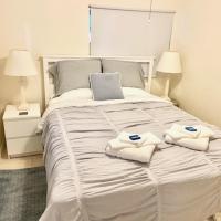 Private room few minutes away from Miami Airport - Free parking