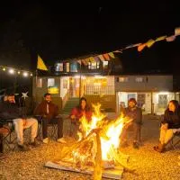 Lushtree Backpackers - Hostel & Cafe, hotel v destinácii Mukteswar