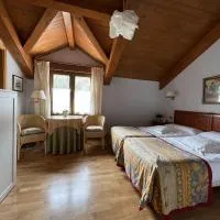 Hostal Rural Salazar, khách sạn ở Oronz