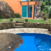 Casa da Poly - 30m da praia - Vila Trindade - Paraty, hotell sihtkohas Paraty