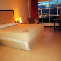 Cebu Dulcinea Hotel and Suites, hotel in Mactan