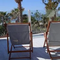 360 view to ocean and cliffs, hotel u gradu 'Famara'