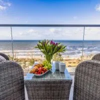 Your Holidays Promenada Gwiazd 14, מלון במידזיזדרויה