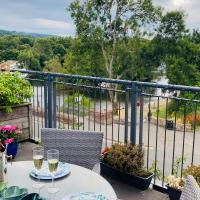 Riverside View Apartment in Balloch, Loch Lomond