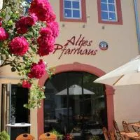 Altes Pfarrhaus, hotelli kohteessa Auw