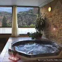 Aragosa में, होटल Spa y Casa Rural Rio Dulce