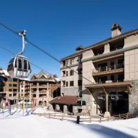 The Residences at One Village Place by Hyatt Vacation Club, hotel di Truckee