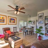Pet-Friendly Phoenix Home with Breezeway and Fire Pit!, hotel in Alhambra, Phoenix