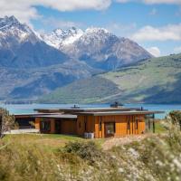 Luxury Private Villa -Panoramic Outdoor Jacuzzi, hotel in Glenorchy