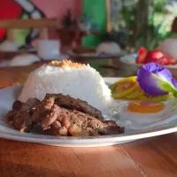 La Vie Adventure Trails, hotel din Salabusob