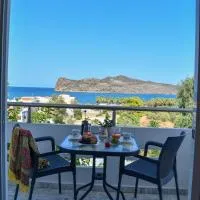 Giannis & Maria Gramvousaki Apts