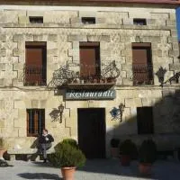 Hotel Rural Villa de Silos, מלון בסנטו דומינגו דה סילוס