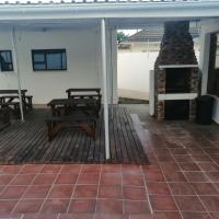 G Guest House, hotel di King Williamʼs Town