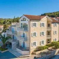 Apartmani Afrodita, Hotel in Sutivan