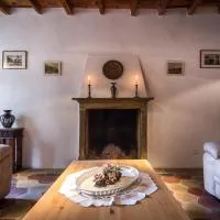 VECCHIO BORGO, hotel en Torno