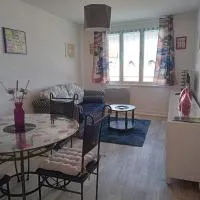 Appartement le labyrinthe du peintre, hotel em Bransat