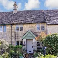 HEBE COTTAGE - Idyllic and homely with attention to detail, hotel di Atworth