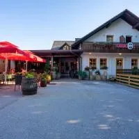 Gostilna Logar, hotel Hotemaže városában