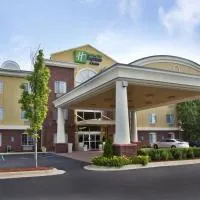 Holiday Inn Express & Suites Woodhaven by IHG, hotelli kohteessa Woodhaven