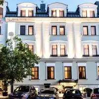 Hotel Pod Złotą Różą, hotel em Kielce