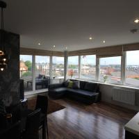 Luxury 2 Bed Penthouse Apartment near station
