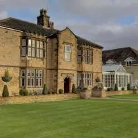 Rogerthorpe Manor Hotel – hotel w mieście Pontefract