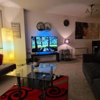 Cosy 2 bedroom Apt with Fast Wi-Fi & Free Parking, hotel di Castlefield, Manchester