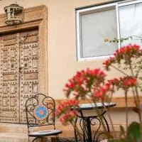 Desert Routes Inn Shvilim ba Midbar, hotel di H̱aẕeva