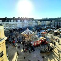 F2 avec sauna, vue d'exception place de la mairie