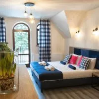 Hotel Do Poduchy، فندق في زافيارتشي