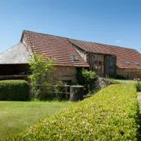 B&B Fleur de Lys Bleue, hotel em Soudaine-Lavinadière