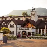 Swiss-Chalet Merlischachen - Romantik Schloss-Hotel am See, hotel in Küssnacht
