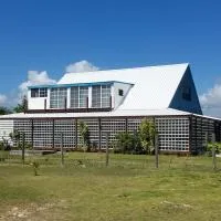 The BNB on Triggerfish Close to the airport, hotel a Ladyville