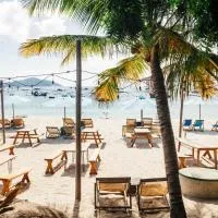 Villa Đảo Hoa Vàng Cam Ranh- Venuestay, hótel í Cam Ranh